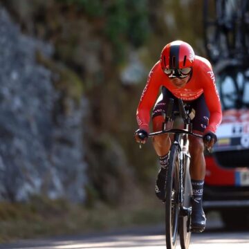 “VOY A SEGUIR BATALLANDO POR COMPETIR, POR CONTINUAR SOBRE LA BICICLETA”: NAIRO QUINTANA