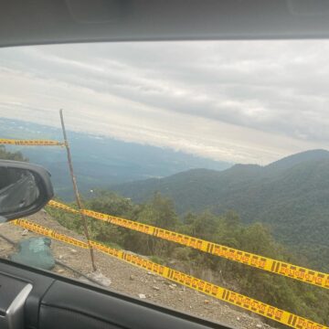 TRACTO-CAMIÓN CAE AL ABISMO EN PUTUMAYO