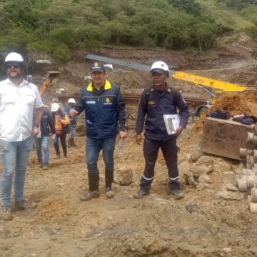 CONTINUAN SIN MAYORES CONTRATIEMPOS EN LA CONSTRUCCIÒN DE LA NUEVA VÍA ALTERNA, EN ROSAS, CAUCA