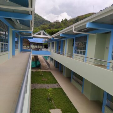 SUCRE INAUGURA GRAN OBRA EDUCATIVA, EL COLEGIO MARISCAL SUCRE