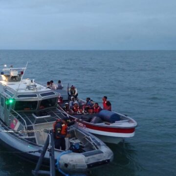 Cauca: rescatadas 34 personas en el pacífico, tras permanecer ocho horas a la deriva