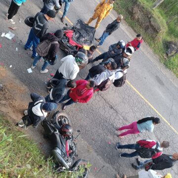 Un muerto y dos heridos en accidente de tránsito en la vía Popayán-El Tambo