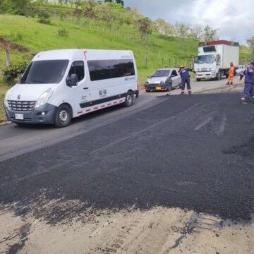 Invías ejecuta primeros trabajos para atender daños en la vía PanamericanaInvías ejecuta primeros trabajos