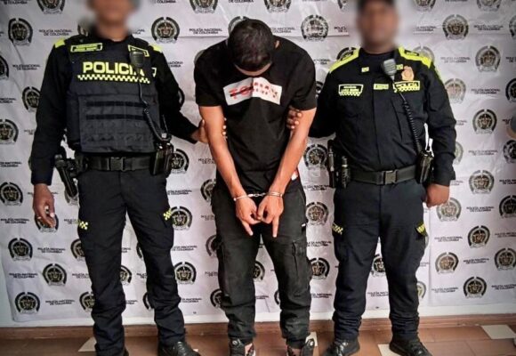 Autoridades policiales capturaron a un hombre por el delito de hurto calificado y porte de armas en Popayán