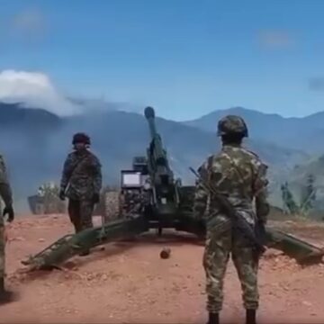 Ejército responde con artillería los ataques de grupos armados ilegales en Argelia, sur del Cauca