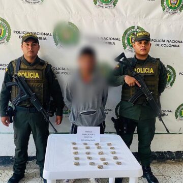 Un hombre fue capturado en La Sierra mientras transportaba papeletas de marihuana