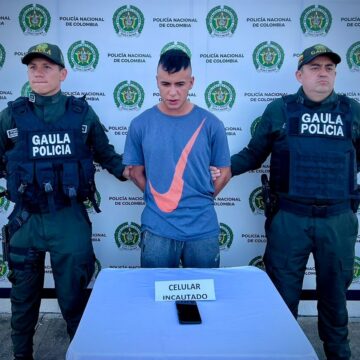 Policía Nacional logró la captura de un hombre mientras extorsionaba a una persona en el barrio La Esmeralda